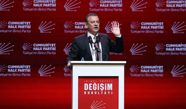 CHP'de değişim rüzgarı: İşte yeni tüzüğün dikkat çeken maddeleri!