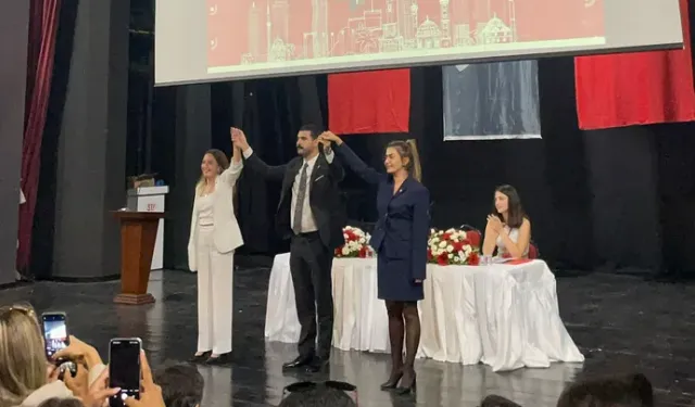 CHP İzmir'de yeni gençlik kolları başkanını seçiyor