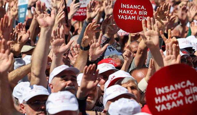 CHP'den yeni çalıştay: Esnek değil, güvencesiz çalıştırma!