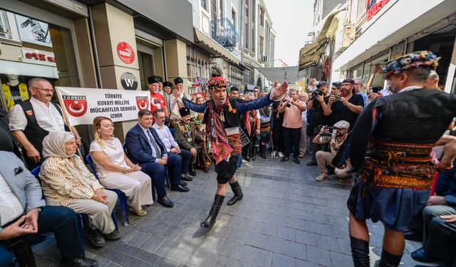 Başkan Tugay Efe-Zeybek buluşmasına katıldı