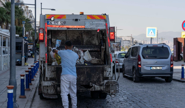 İzmir’de çöpün yolculuğu 2 günde “bir dünya turu” kadar