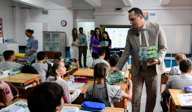 Başkan Ekşi: Ben de devlet okullarında okudum