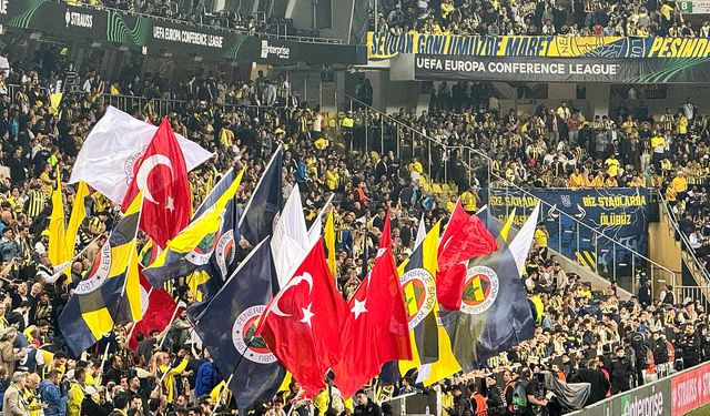 Şeref Bayrağı'nın ilk sahibi Fenerbahçe