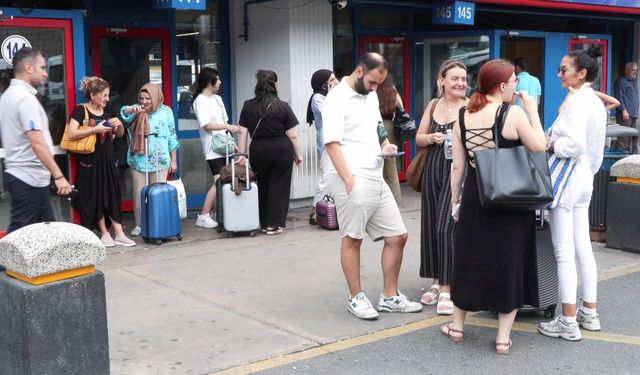 Büyük İstanbul Otogarı'nda okula dönüş yoğunluğu