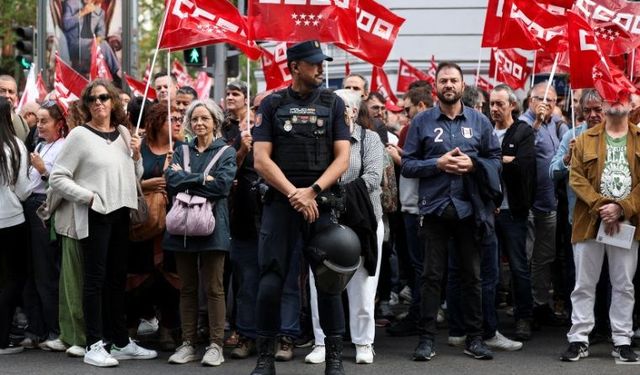 İspanya'da Filistin için genel grev: 'Soykırıma dur de!'