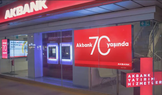 Akbank hesaplardan para mı çekildi? Akbank açıklama yaptı!