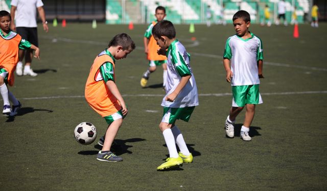 Bornova Belediyesi Spor Okulları başlıyor