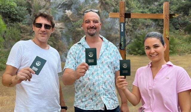 Türkiye’nin ilk yeşil pasaportlu yolu İzmir’de!