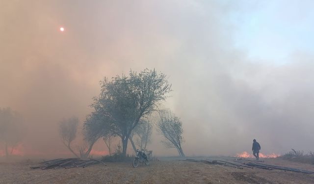 Mera alanı alevlere teslim