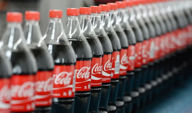 Coca-Cola Almanya'da Beş Üretim Tesisini Kapatıyor: 500 Kişi İşsiz Kalacak