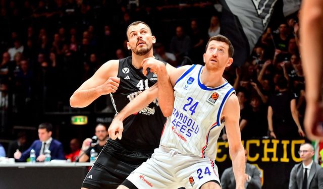 Anadolu Efes deplasmanda şen