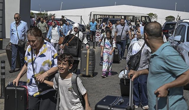 Lübnan'dan Türk tahliyesi başladı