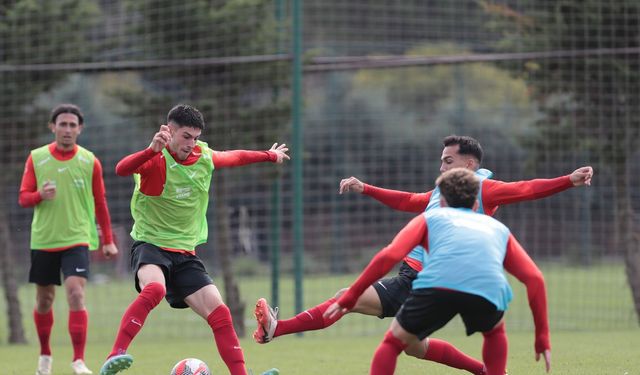 U20 Milli Futbol Takımı, Portekiz maçının hazırlıklarına Riva’da başladı