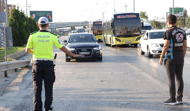 3 milyon 14 bin araçta denetim; 483 bin sürücüye ceza