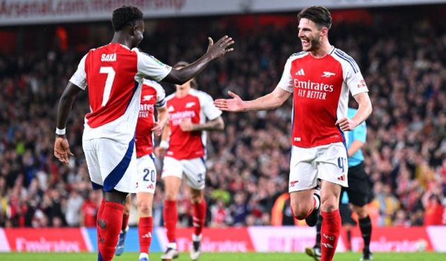 Arsenal, PSG'yi iki golle uğurladı