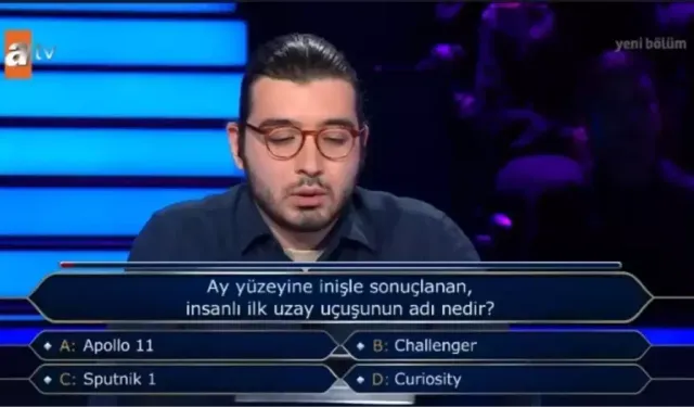 Ay Yüzeyine İnişle Sonuçlanan, İnsanlı İlk Uzay Uçuşunun Adı Nedir?