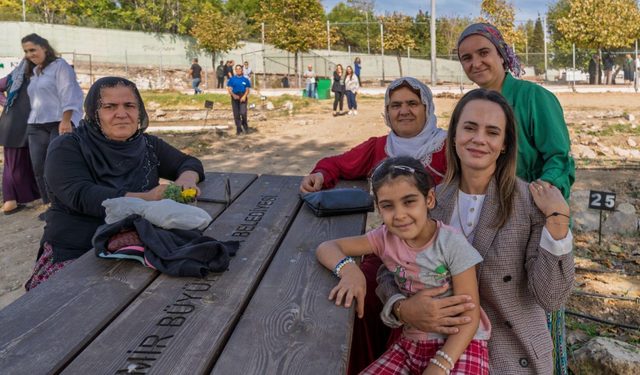 Kadifekaleli kadınlarla dayanışma sofrası