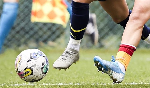 Turkcell Kadın Futbol Süper Ligi'nde Derbi Ateşi Yanıyor