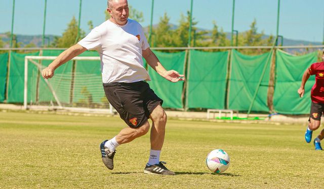 Göztepe'de Stoilov kadroyu değiştirecek