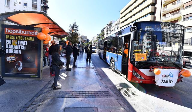 Lösemili çocuklar için renkli otobüs turu