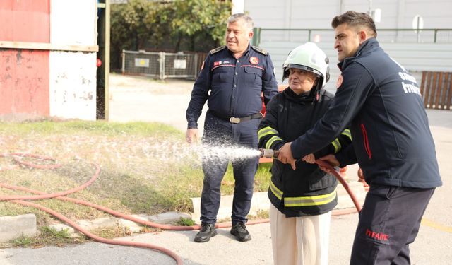 Çocukluk hayalini 67 yaşında gerçekleştirdi