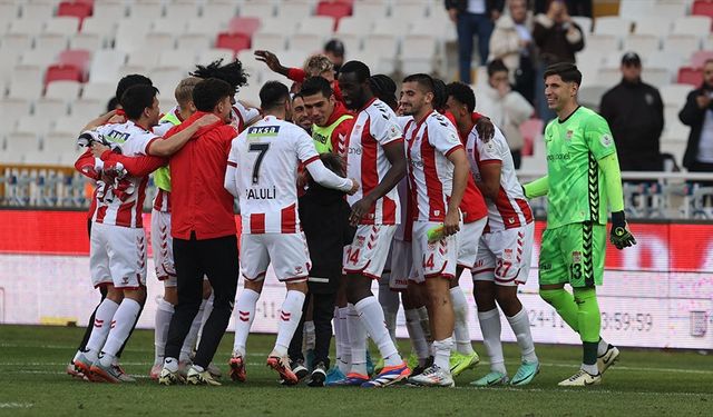 Sivasspor, Süper Lig'de yarın Antalyaspor'a konuk olacak