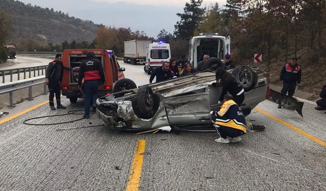 Çankırı’da takla atan otomobildeki 2 kişi yaralandı