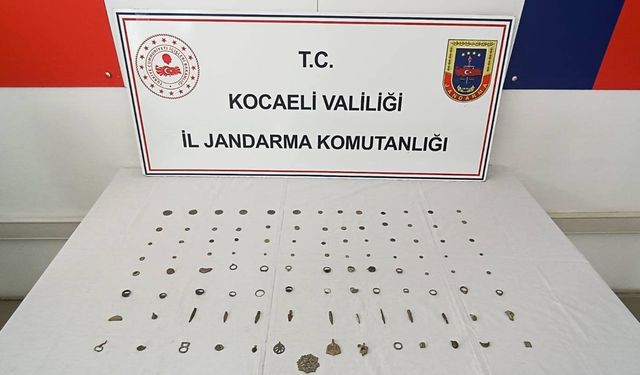 105 parça tarihi eser ele geçirildi