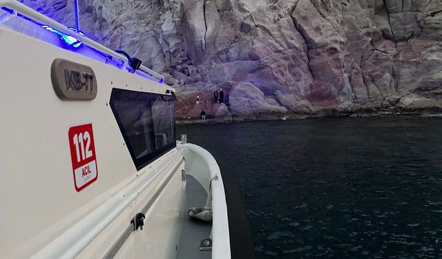 İzmir'deki operasyonlarda 158 kaçak göçmen kurtarıldı