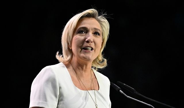 Le Pen'in siyasi kariyeri tehlikeye girebilir