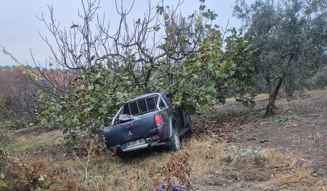 Mevsimlik işçileri taşıyan kamyonet kaza yaptı