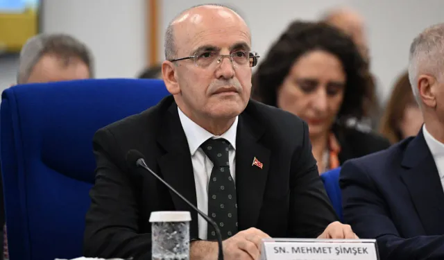 Mehmet Şimşek: Dezenflasyon süreci beklentileri olumlu etkiliyor