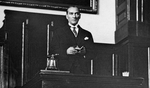 Siyasi partiler, 10 Kasım’da Atatürk’ü andı