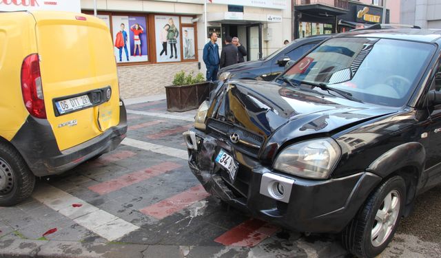 Kontrolden çıkan cip, kazaya neden oldu