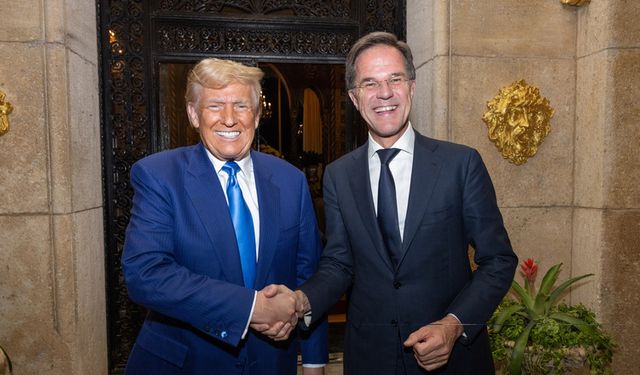 Trump, NATO Genel Sekreteri ile ilk kez görüştü!