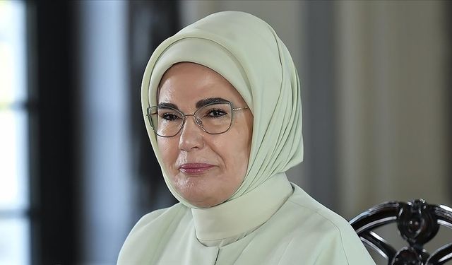 Emine Erdoğan'dan 'Kadına Şiddete Karşı Mücadele Günü' paylaşımı