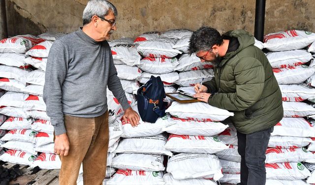 İzmir Büyükşehir Belediyesi ekipleri hava kalitesi için denetimde