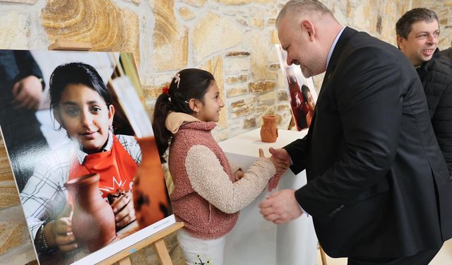 Menemen’de ‘Özel’ sergi