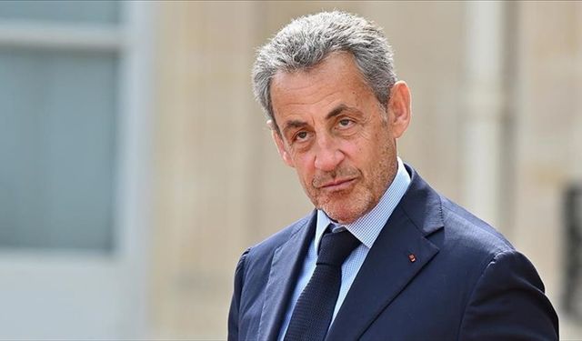 Sarkozy'nin 1 yıl evinde hapis kalacak!