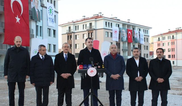 Bakan Kurum: Elimizi deprem bölgesinden hiç çekmedik