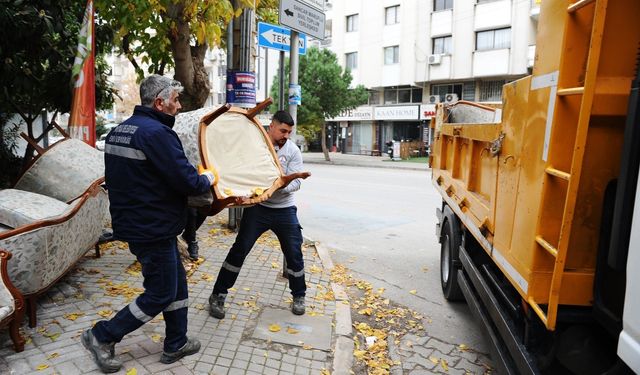 Karşıyaka’da çevre ve görüntü kirliliğine geçit yok