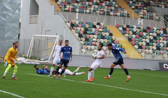 İzmir Çoruhlu FK seriye bağladı