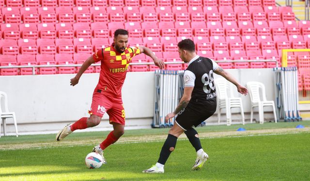 Göztepe özel maçta Manisa Futbol Kulübü'ne yenildi: 1-2