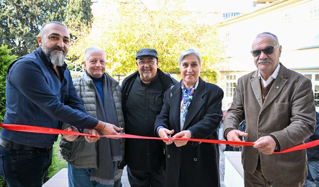 Galeri Hamam Sanat kapılarını Bornova’da açtı