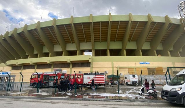 Atatürk Stadyumu'nun altındaki salonda yangın çıktı!