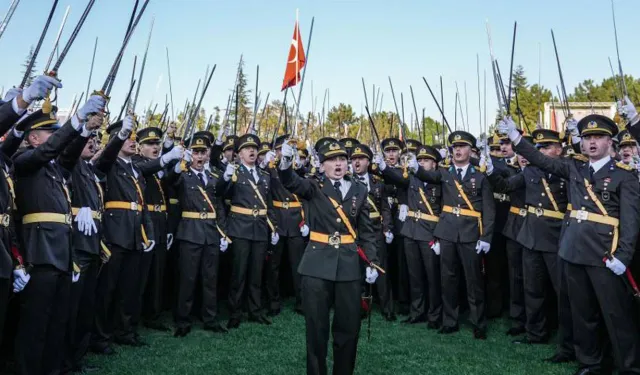 İhraçları istenmişti: teğmenlerin dosyası 16 Ocak'ta görüşülecek!