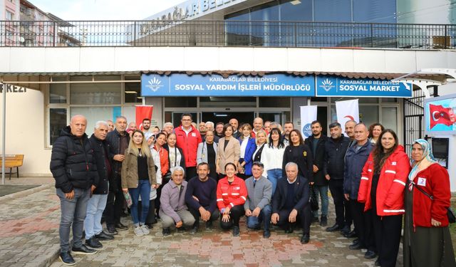 Karabağlar'da “Sosyal Market” ile dayanışma büyüyor