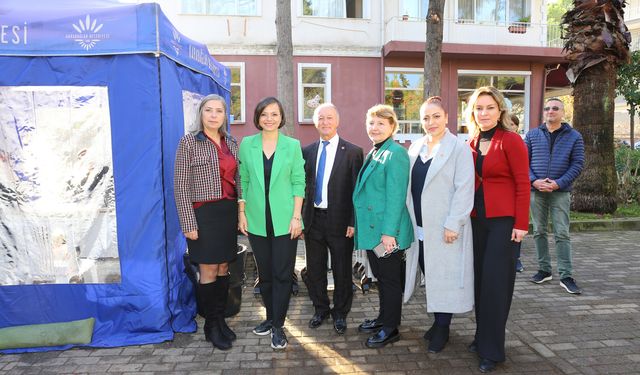 Karabağlar'da hizmet mahallelere taşındı, “Açık Ofis” dönemi başladı