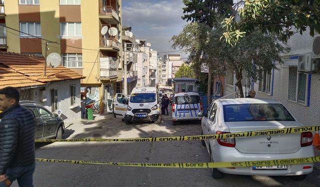 Otomobilindeki kadın c*sedi ile polis merkezine gitti