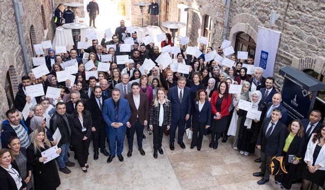 Roman gençler, Meslek Fabrikası’ndan mezun oldu